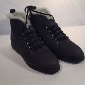 Women’s Bass Jordan Blue Suede Lace-Up Ankle Boots with Fur Lining Size 6.5M